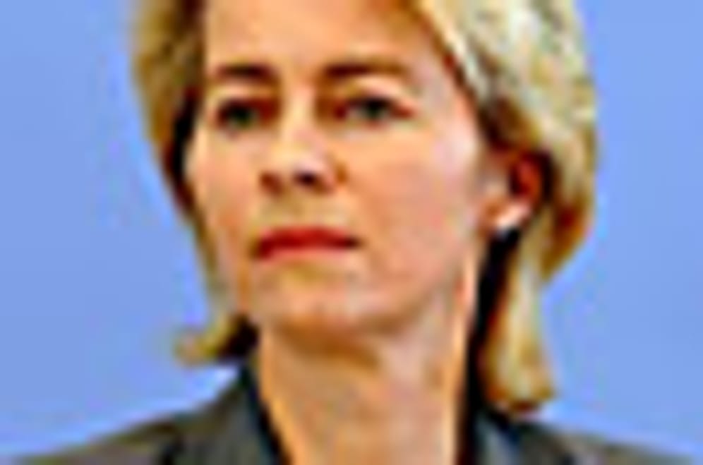 Arbeitsministerin Ursula von der Leyen will Hartz IV einen neuen Namen geben (