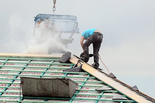 Die KfW hilft Häuslebauern mit günstigen Krediten