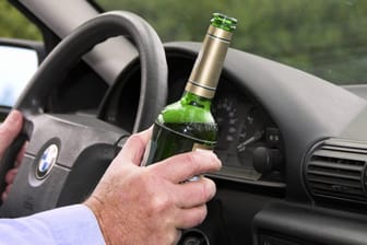 Alkohol am Steuer oder zu schnelles Fahren kann schnell sehr teuer werden.