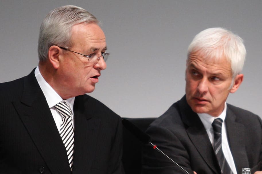 Ex-VW-Chef Martin Winterkorn (li.) und sein Nachfolger Matthias Müller.