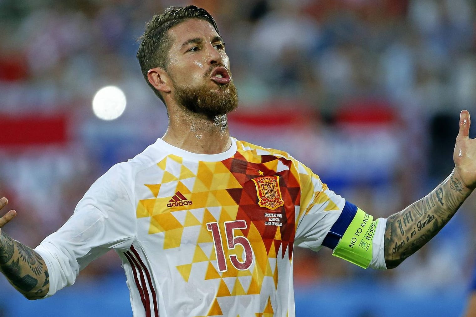 Sergio Ramos trifft mit Spanien im EM-Achtelfinale auf Italien.