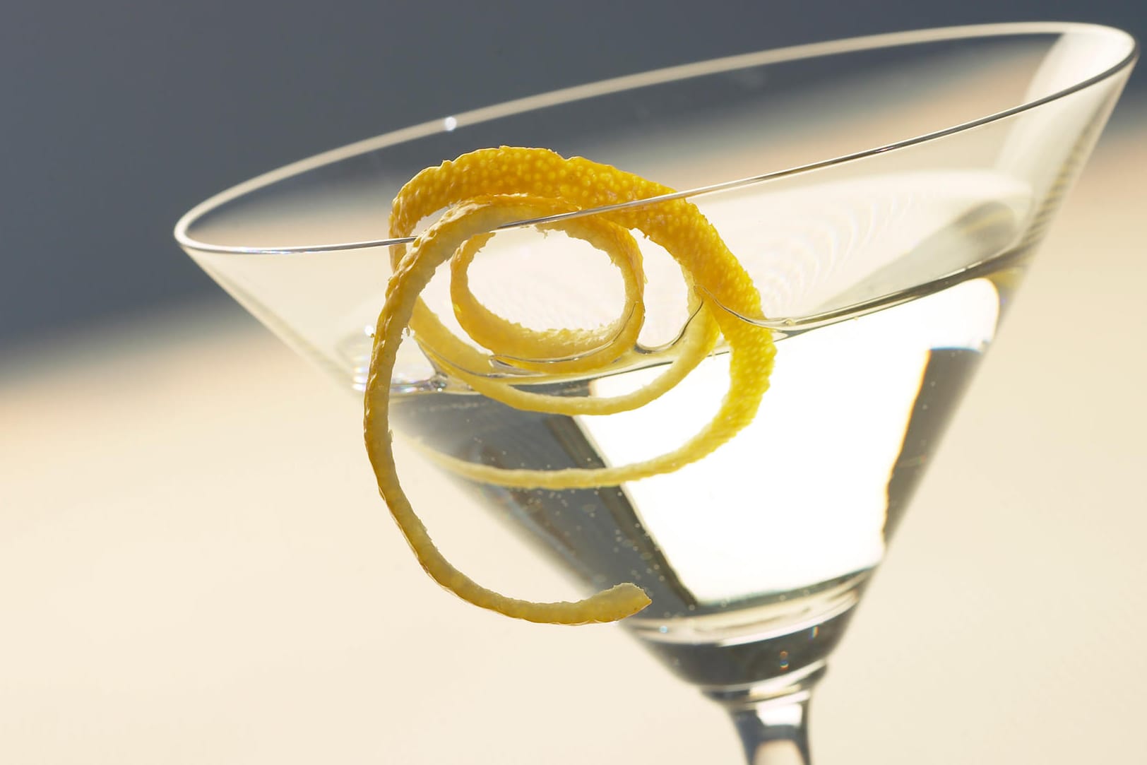 Martini mit dem Weinlikör Lillet nennt man "Vesper".