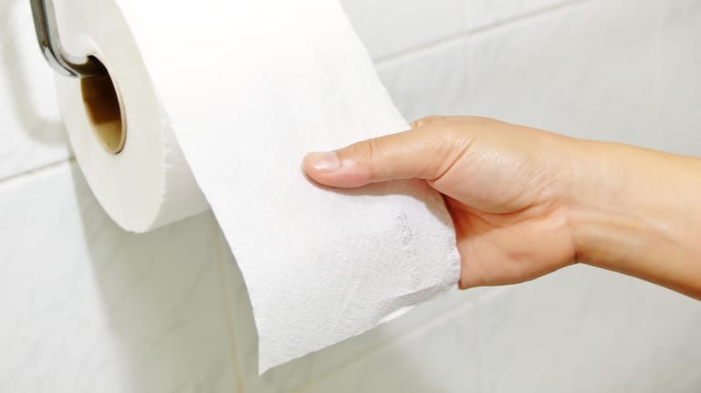 Toilettenpapier: Klopapier sollte nur in geringen Mengen gekauft werden.