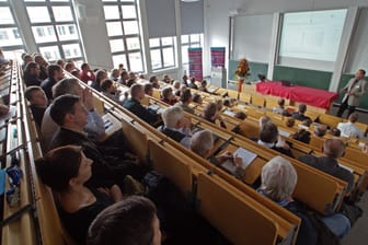 Hörsaal in der Fachhochschule Jena.