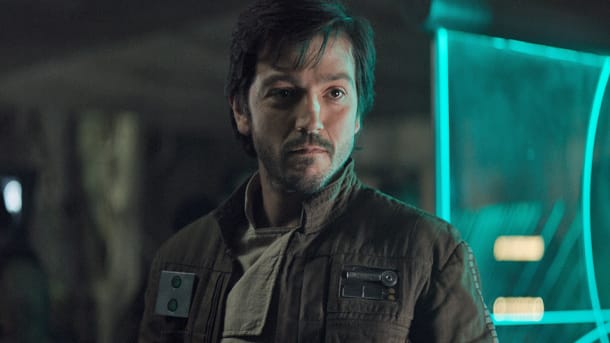 Diego Luna ist Captain Cassian Andor.