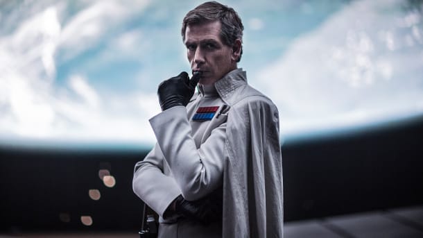 Ben Mendelsohn ist Director Orson Krennic.