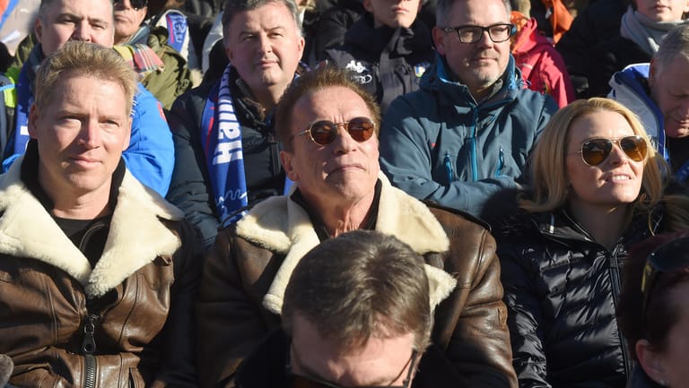 Arnold Schwarzenegger beim Hahnenkammrennen mit Neffe Patrick Kanpp Schwarzenegger und Freundin Heather Milligan. .