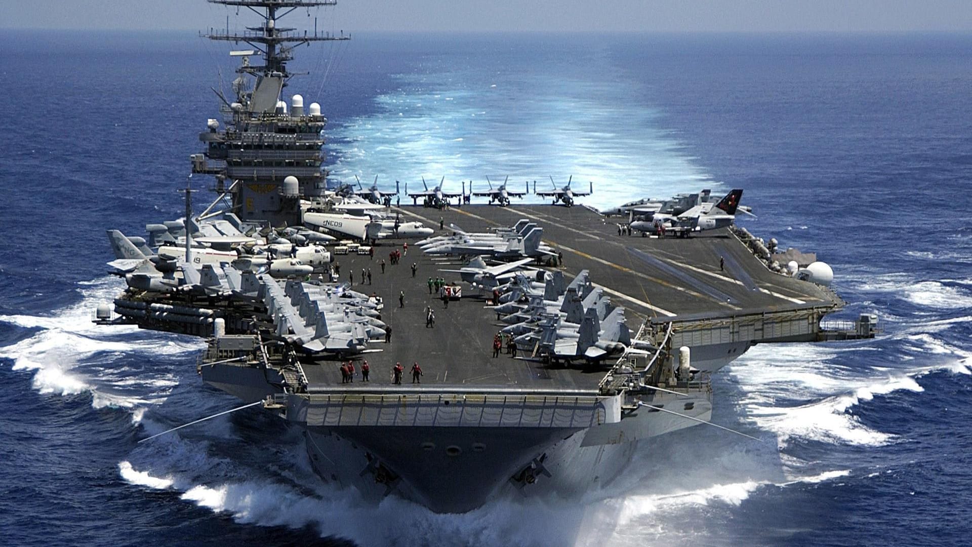 Die USS Carl Vinson fährt momentan Richtung Korea, um vor der Halbinsel Stellung zu beziehen.