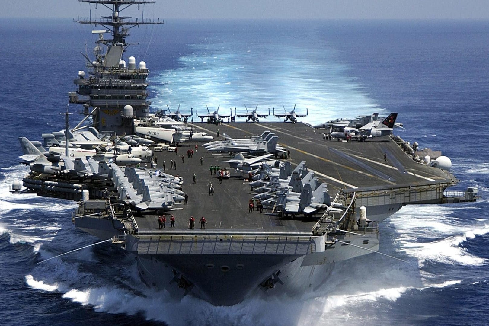Die USS Carl Vinson fährt momentan Richtung Korea, um vor der Halbinsel Stellung zu beziehen.