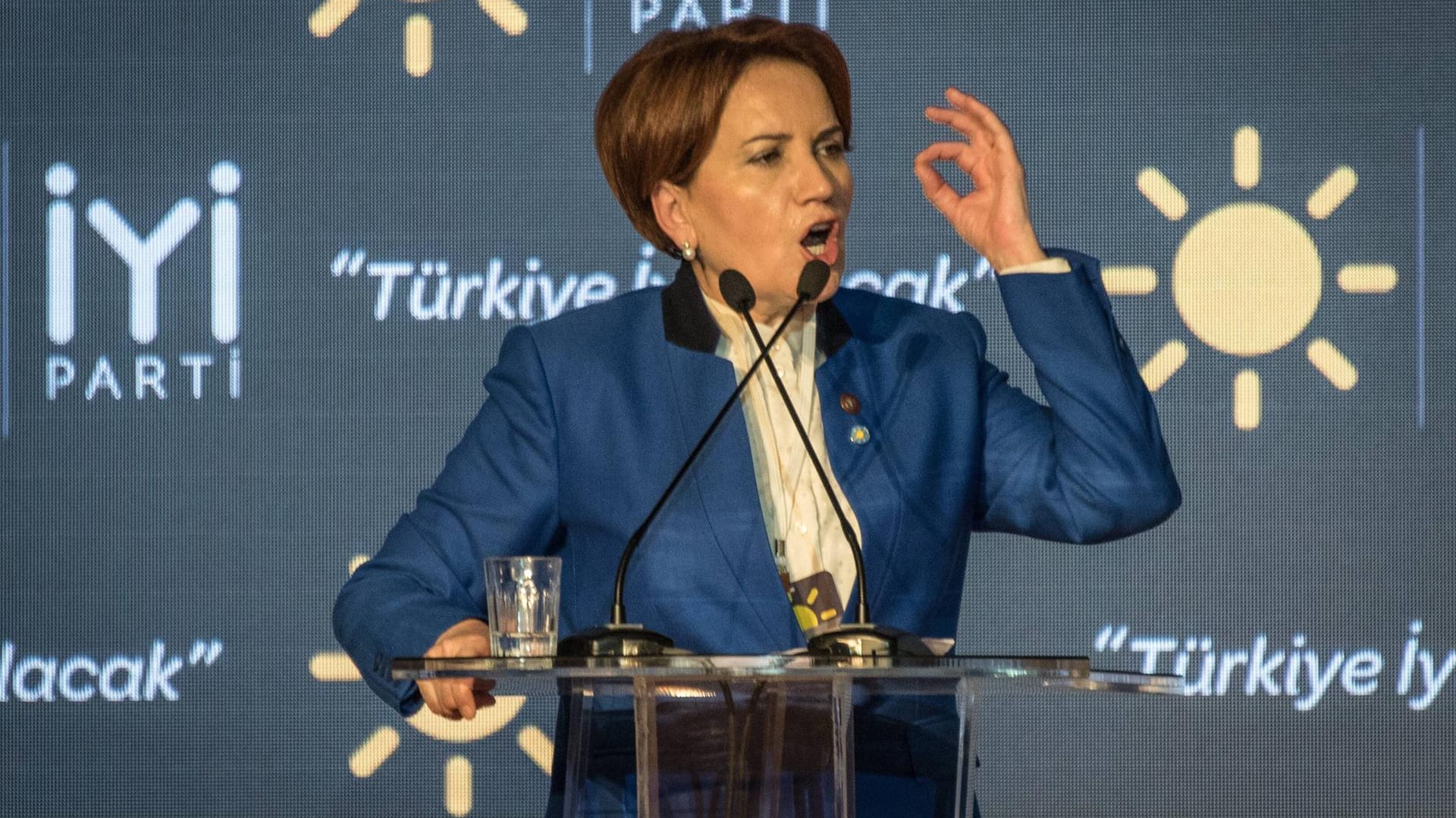 Meral Aksener (IyI).