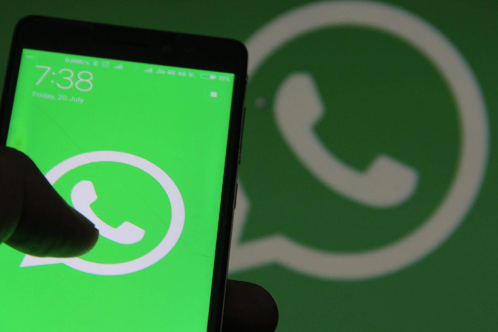 Backup-Umstellung bei WhatsApp am 12. November: So führt man eine manuelle Datensicherung aus.