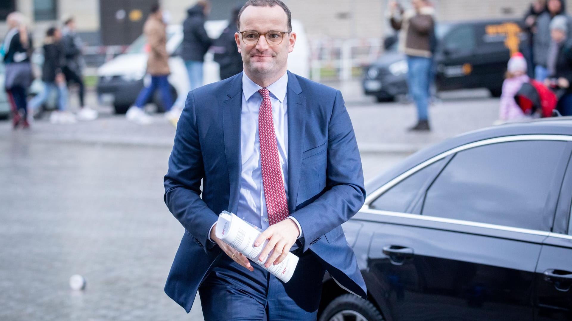 Jens Spahn, Bundesminister für Gesundheit: Spahn fordert eine Debatte über den UN-Migrationspakt in der CDU.