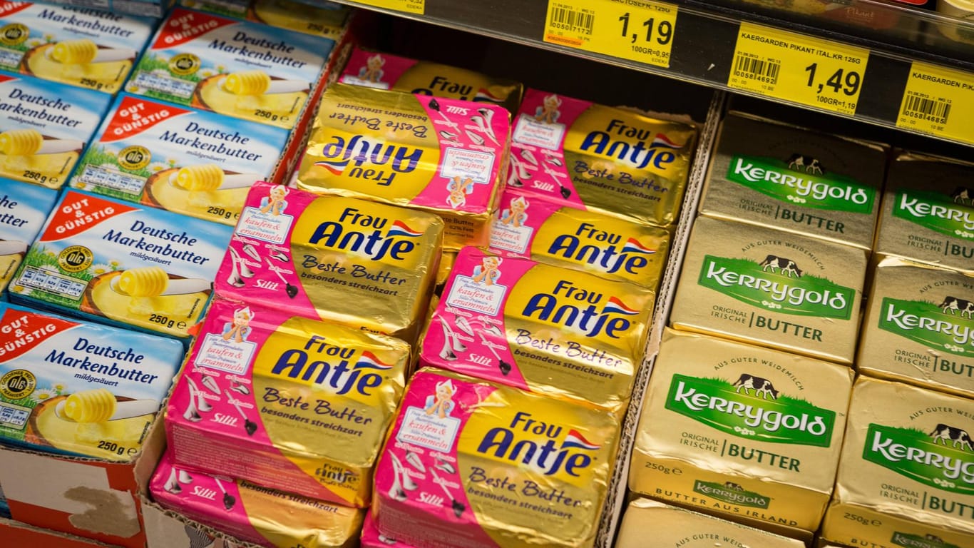 Butter im Kühlregal: Bezeichnungen wie Alpenbutter, Weide- oder Bergbauernbutter sind nicht gesetzlich geregelt.