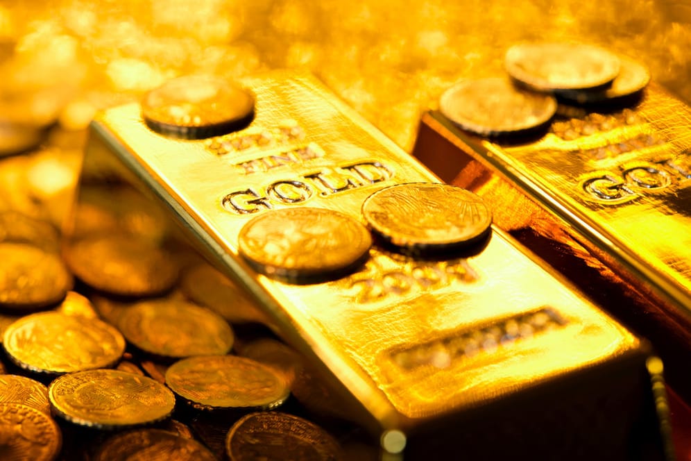 Goldbarren: Das Auf und Ab beim Goldpreis können Trader im Börsenspiel gewinnbringend nutzen.