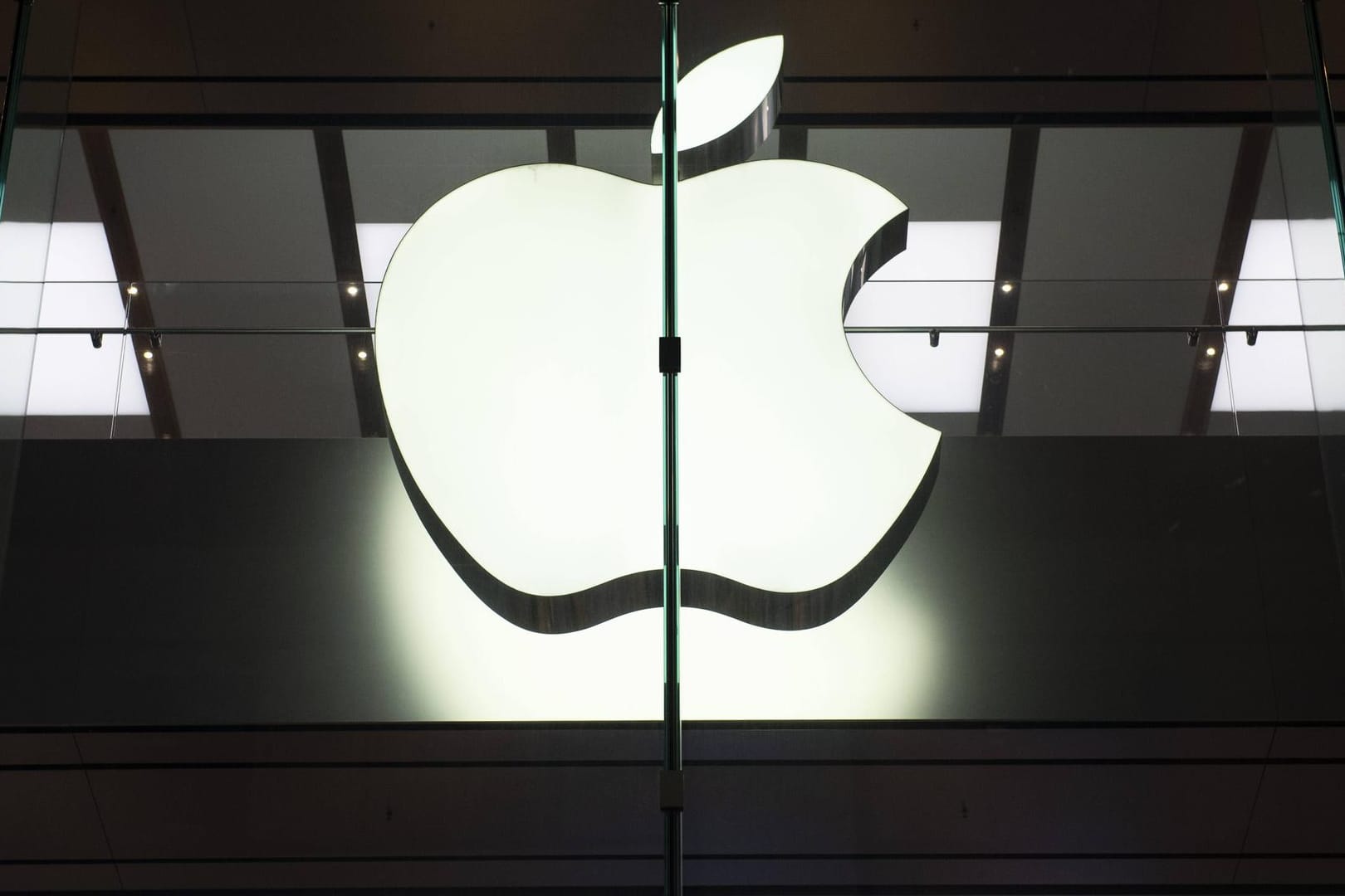 Das Logo von Apple: Am Dienstag zeigt Apple seine neuen Produkte (Symbolbild).