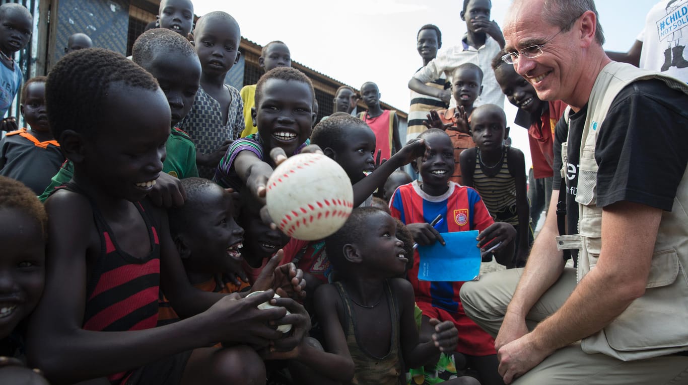 Christian Schneider: Er ist Geschäftsführer von Unicef in Deutschland. 2017 hat er das Schutzlager Bentiu im Südsudan besucht.
