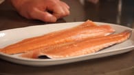 Anleitung im Video: So filetieren Sie einen Fisch wie ein..