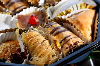 Baklava: Am Zuckerfest gibt es reichlich zu essen – Süßigkeiten dürfen dabei nicht fehlen.