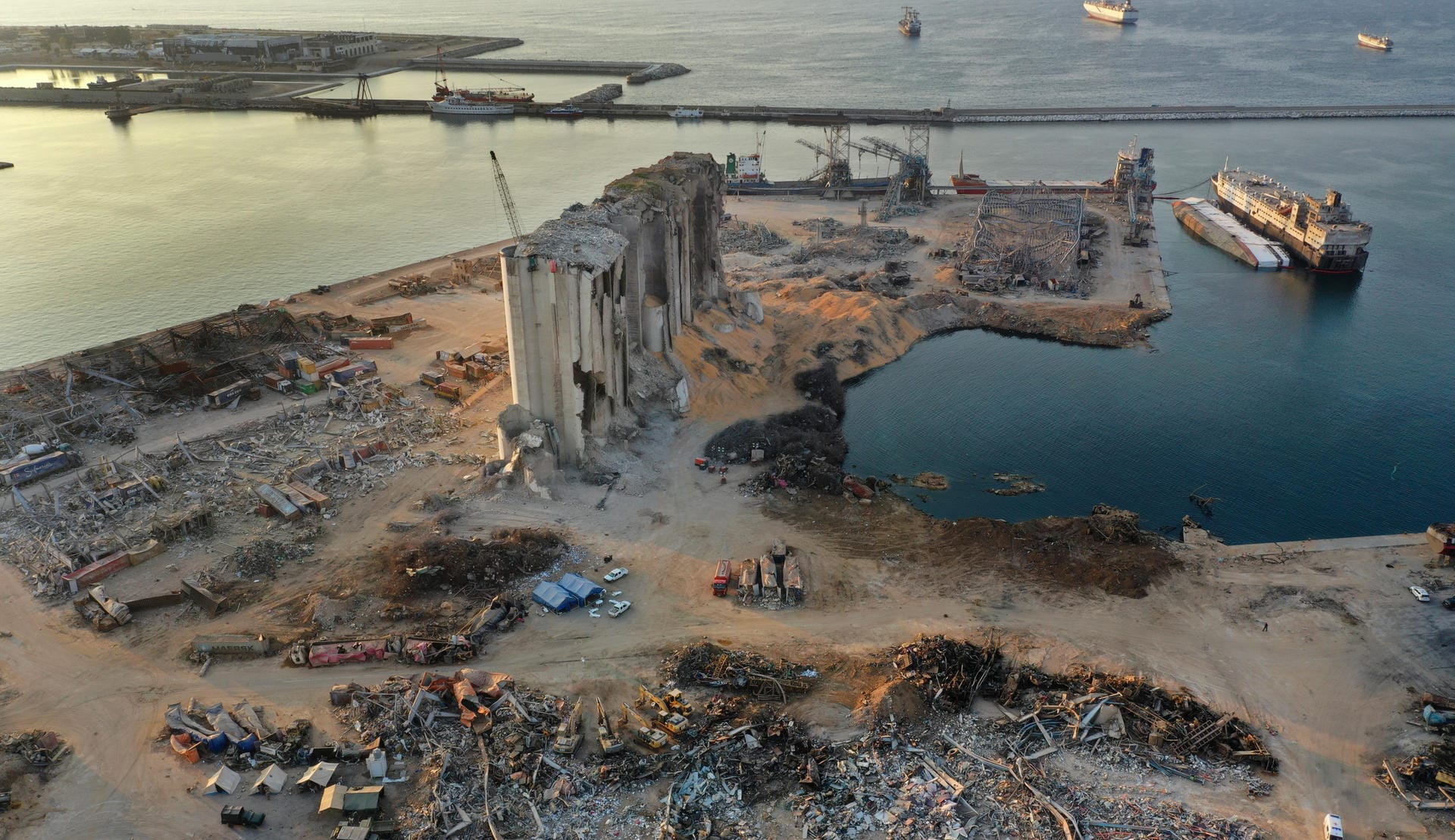 Ground Zero in Beirut: Im Hafen der libanesischen Hauptstadt war am 4. August ein Depot mit über 2.500 Tonnen Ammoniumnitrat explodiert.