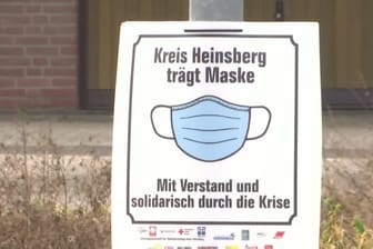 Kreis Heinsberg: Von einer Karnevalssitzung aus verbreitete sich das Virus. Landrat Stephan Pusch blickt zurück auf eine schwere Zeit.