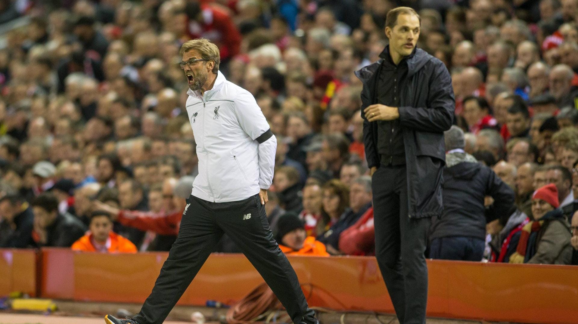 Vulkan und Taktiker: Jürgen Klopp (l.) und Thomas Tuchel beim Viertelfinal-Rückspiel in der Europa League 2016 an der Anfield Road. Liverpool eliminierte Dortmund mit 4:3 nach 1:3-Rückstand.