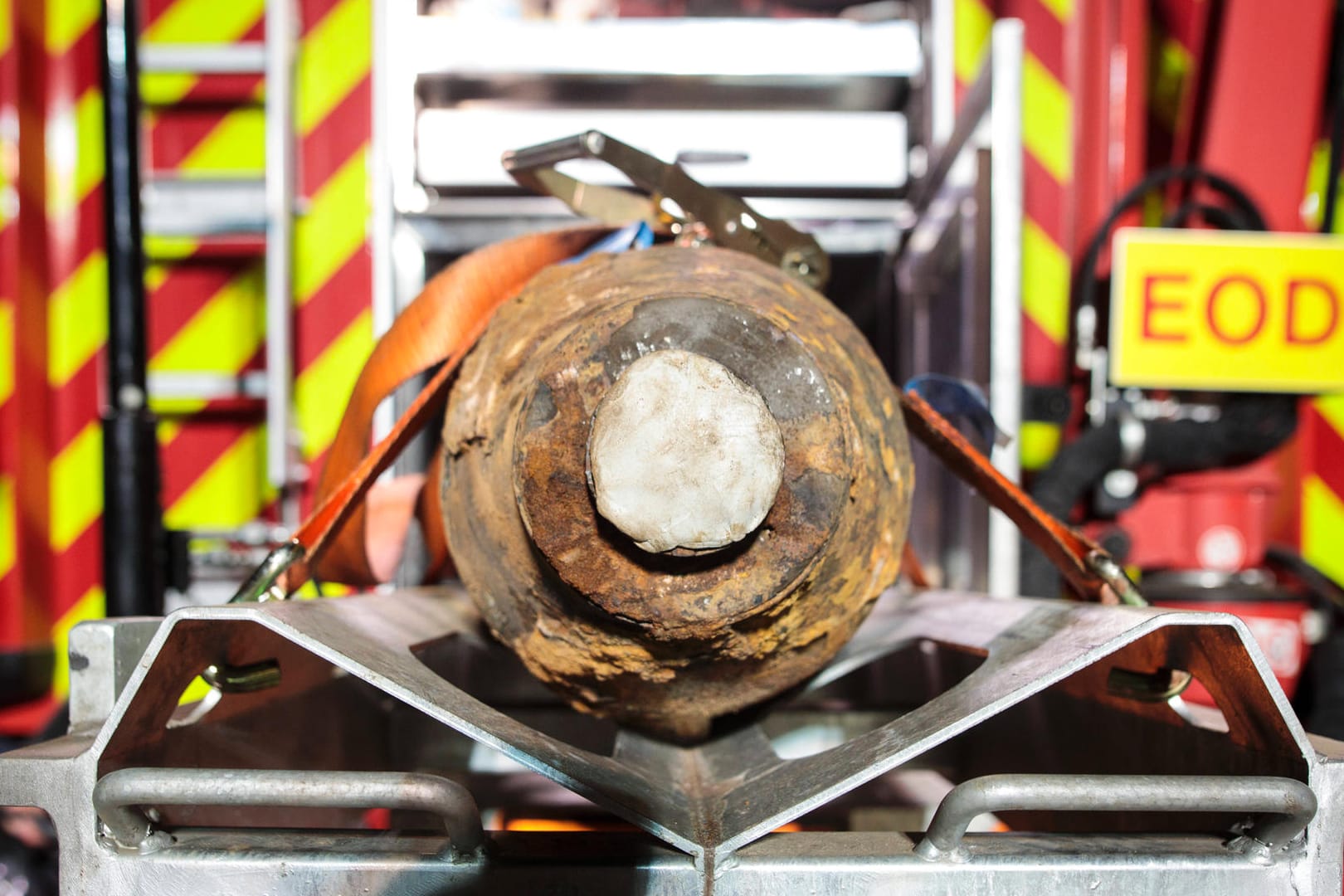 Gesicherter Blindgänger (Symbolbild): In Köln-Merheim wurde eine Weltkriegsbombe gefunden.