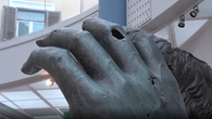 Louvre-Finger mit Hand wiedervereint – nach 500 Jahren