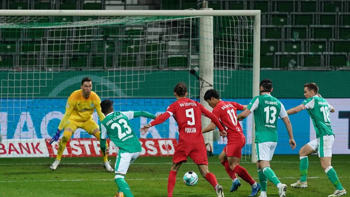 Rasenballsport gegen Werder