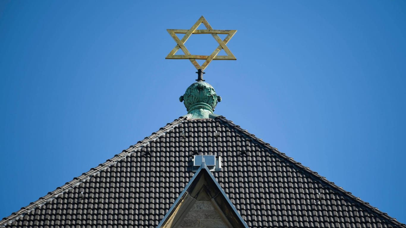 Synagoge in der Kölner Roonstraße (Archivbild): Im Zuge des Nahostkonfliktes werden Jüdinnen und Juden in Deutschland angefeindet.