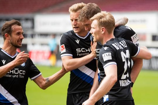Gefeierter Armine: Fabian Klos (2.