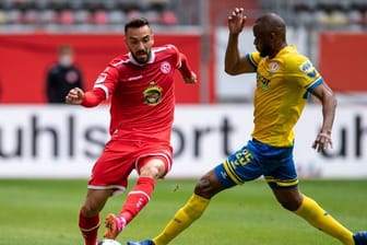 Kenan Karaman (l) wird seinen Vertrag in Düsseldorf nicht verlängern.