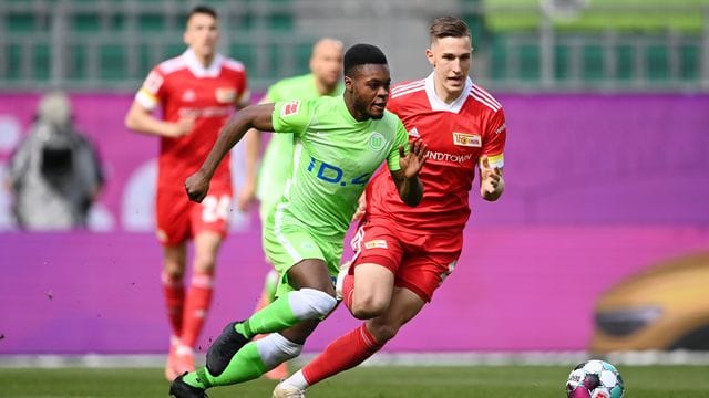 Fühlt sich in Wolfsburg wohl: Ridle Baku (l).