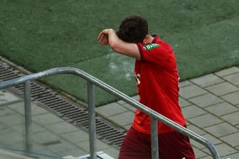 War nach der Kölner Heimpleite gegen Kiel sichtlich angefressen: FC-Kapitän Jonas Hector.
