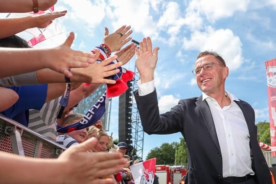 Ralf Rangnick soll in Leipzig vor den Fans geehrt werden.