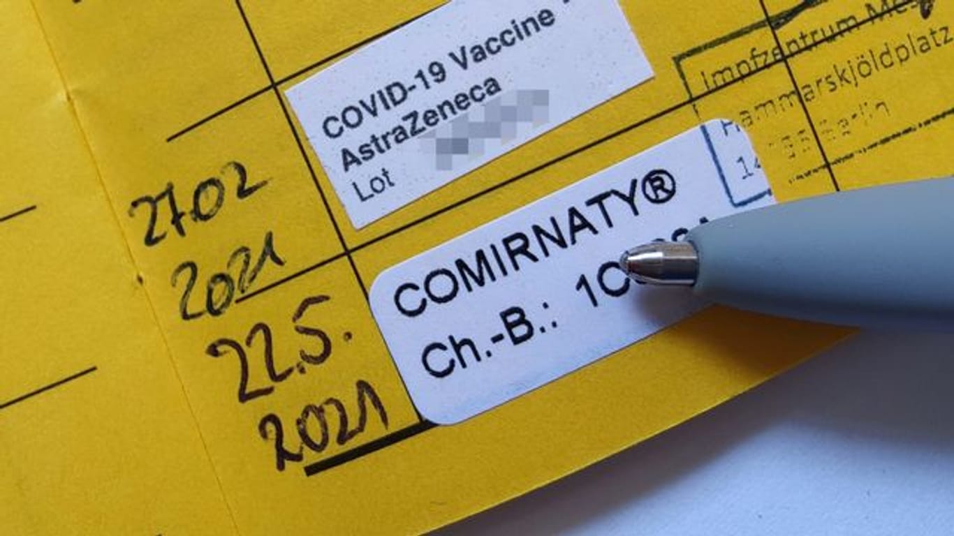 Impfpass: Der Impfstoff von Biontech/Pfizer war bereits für Menschen ab 16 Jahren zugelassen – grünes Licht für die Zulassung ab 12 bekam das Präparat Ende Mai.
