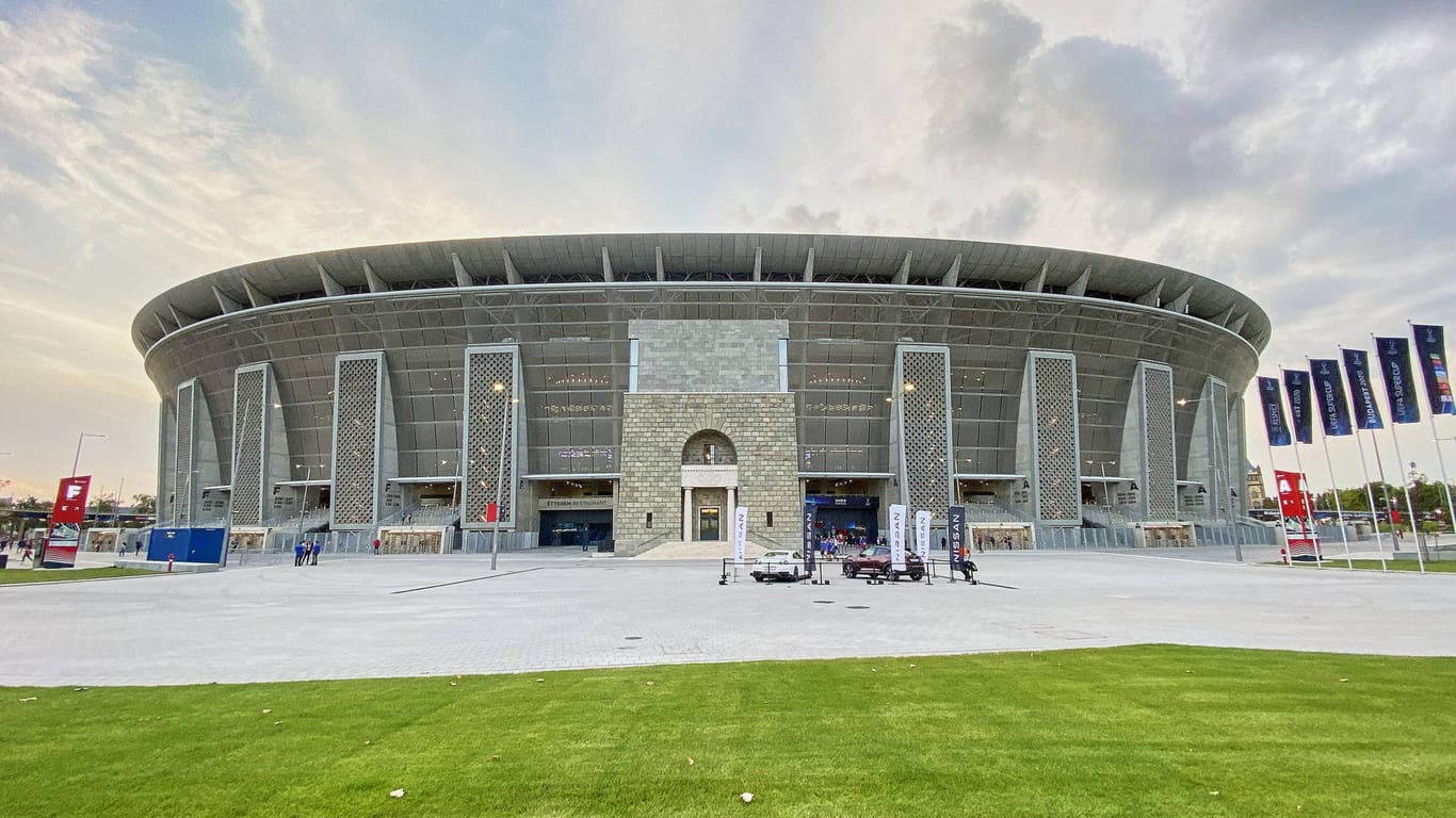 Die Budapester Puskas Arena ist am selben Ort erbaut worden, an dem einst das historische Nepstadion stand.