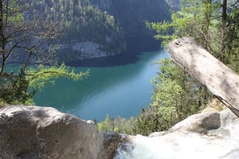Bekannter Foto-Hotspot: Der Bereich um die Gumpe am Königsbach-Wasserfall bei Schönau am Königssee wird gesperrt.