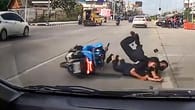 Thailand: Rollerfahrer stürzen fatal – Fahrer sieht nur..