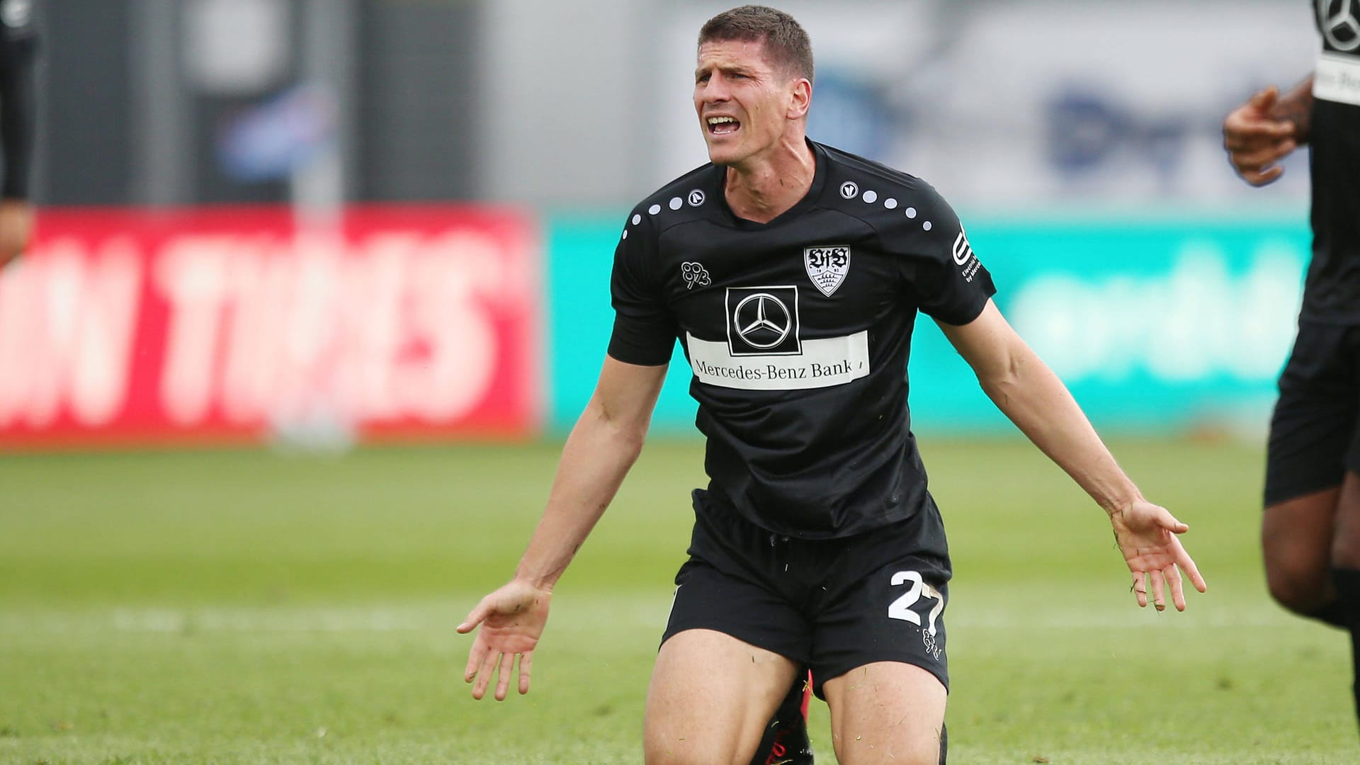 Mario Gomez: Der langjährige Bundesliga-Stürmer haderte in seiner Karriere immer wieder mit dem Videobeweis.