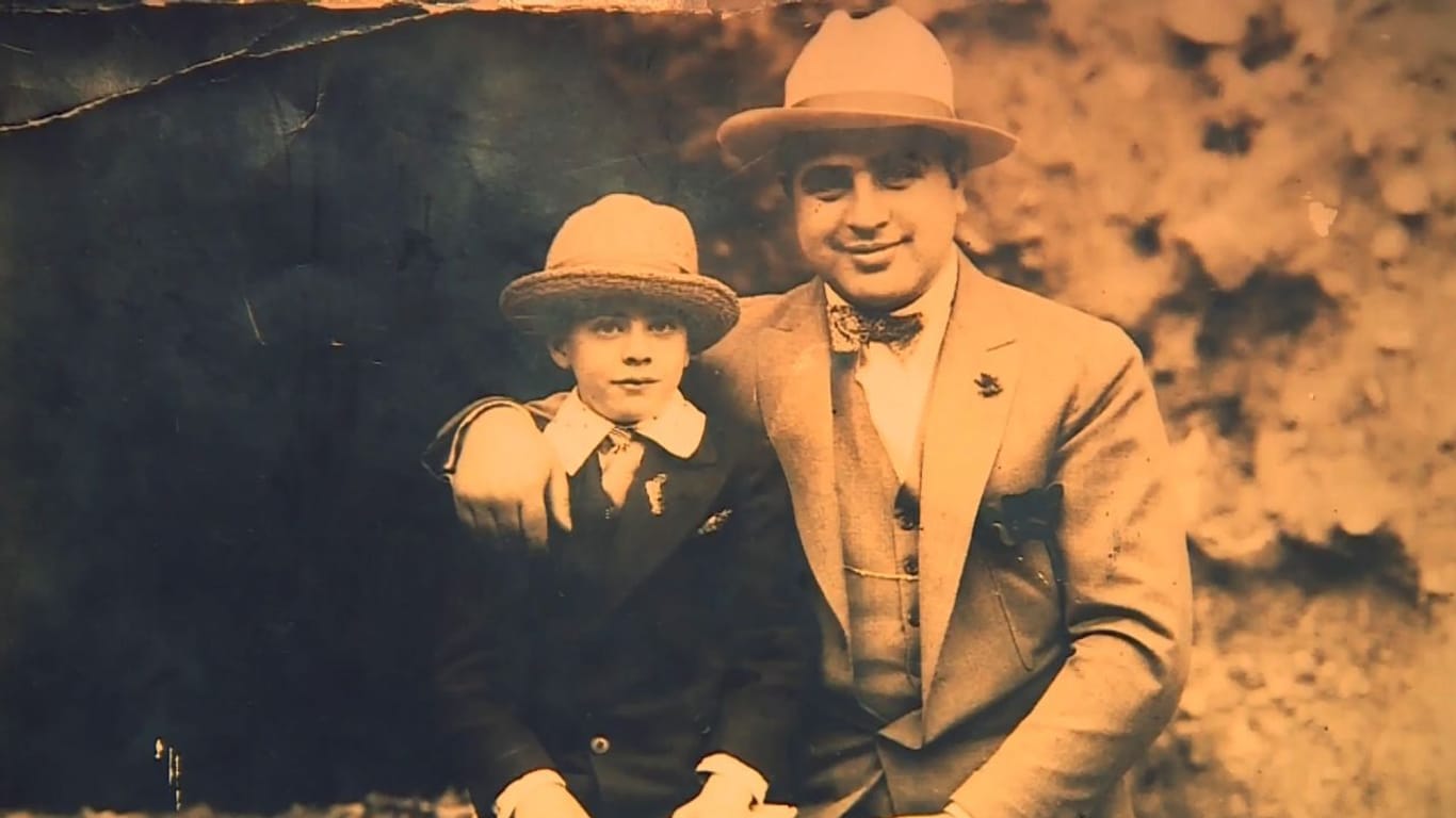 Dieses Foto und weitere Erbstücke des berühmten Gangsterbosses Al Capone werden nun in Kalifornien versteigert.