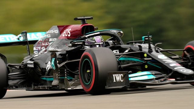 Lewis Hamilton war beim Training am Freitag noch nicht ganz zufrieden mit seinem Auto.