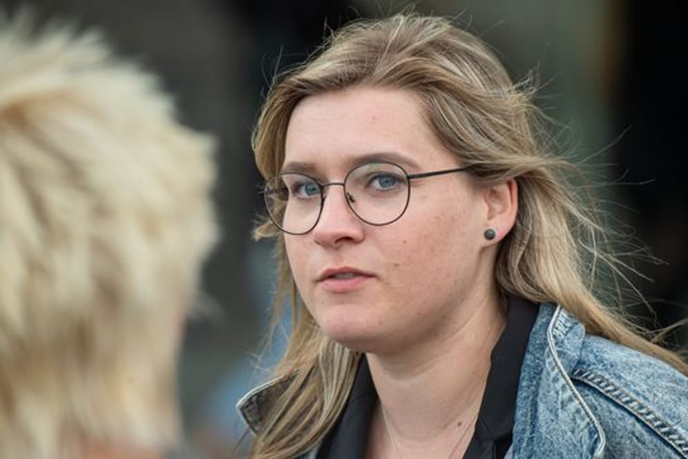 Anna Kassautzki von der SPD zieht für den Wahlkreis Vorpommern-Rügen - Vorpommern-Greifswald I in den Bundestag ein.