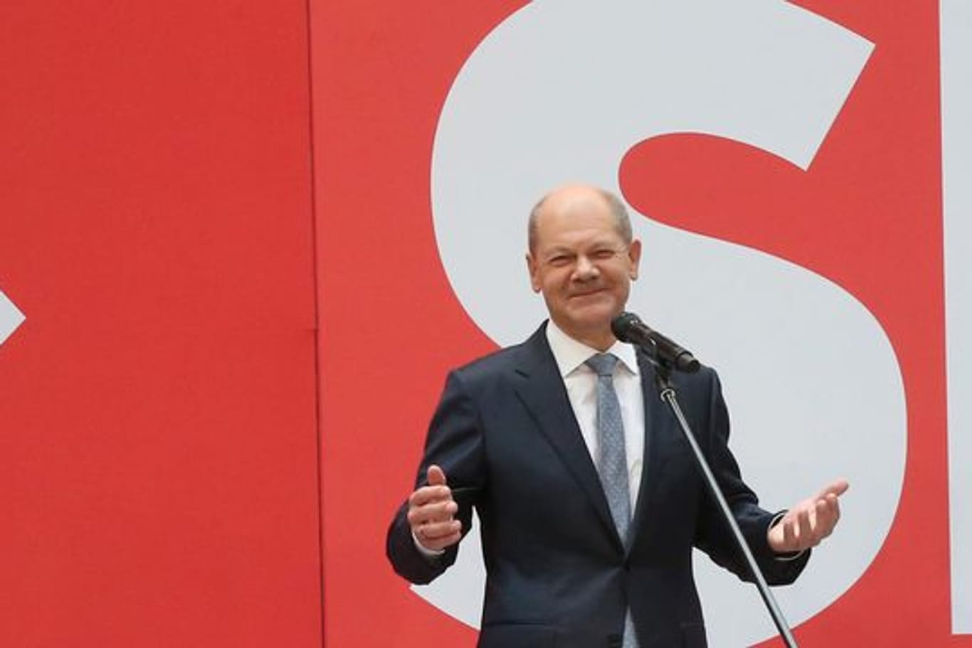 SPD-Kanzlerkandidat Olaf Scholz sieht für seine Partei einen "sichtbaren Auftrag" zur Regierungsbildung.