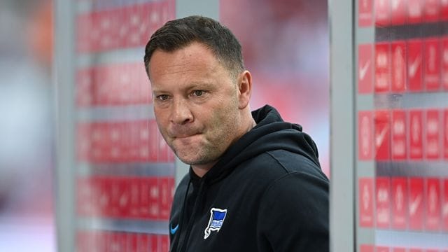Kassierte mit Hertha eine 0:6-Pleite bei RB Leipzig: Trainer Pal Dardai. Kassierte mit Hertha eine 0:6-Pleite bei RB Leipzig: Trainer Pal Dardai.