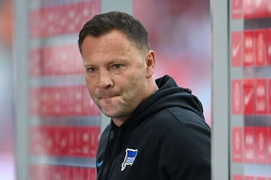 Kassierte mit Hertha eine 0:6-Pleite bei RB Leipzig: Trainer Pal Dardai.