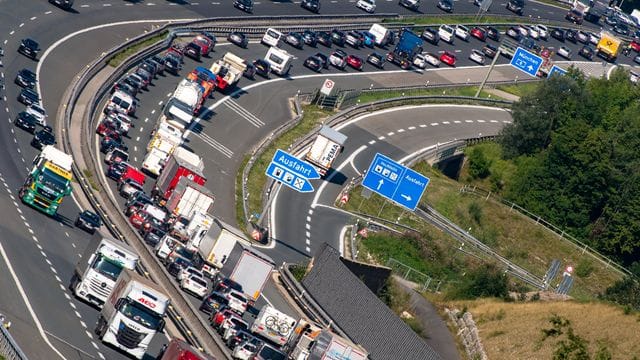 Der ADAC erwartet Staus am Wochenende.