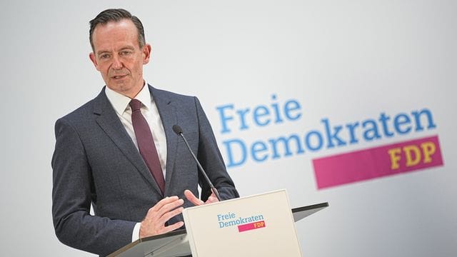 Volker Wissing, Generalsekretär der FDP, spricht bei einem Pressestatement.