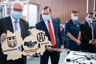 Bundespräsident Frank-Walter Steinmeier besucht die Technische Berufsschule in Straseni.