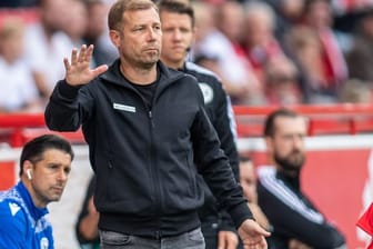 Erfreut sich an Leverkusens Florian Wirtz: Bielefeld-Coach Frank Kramer.