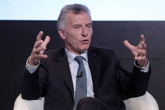 Argentiniens ehemaligem Präsidenten Mauricio Macri wird Spionage vorgeworfen.